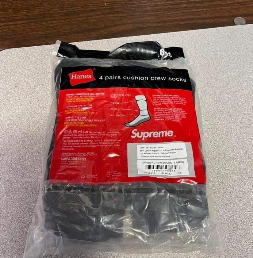 Supreme Hanes Black Crew Socks 4 Pair Pack Men’s Size 6-12 New
