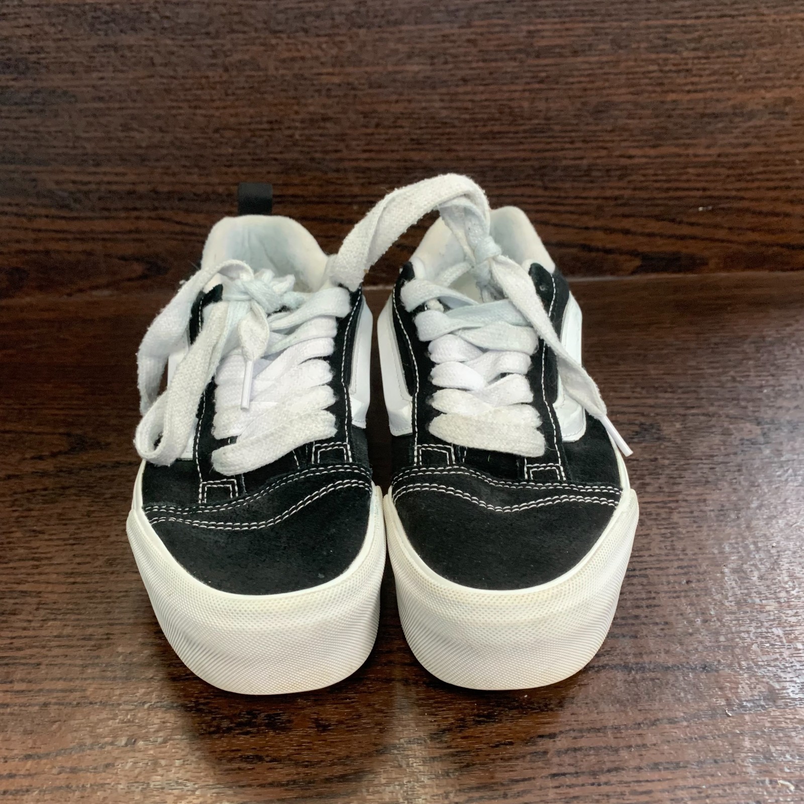 Vans Knu Stack Platform Unisex Sneakers Size M 6.5 W 8 Black White Suede Chunky