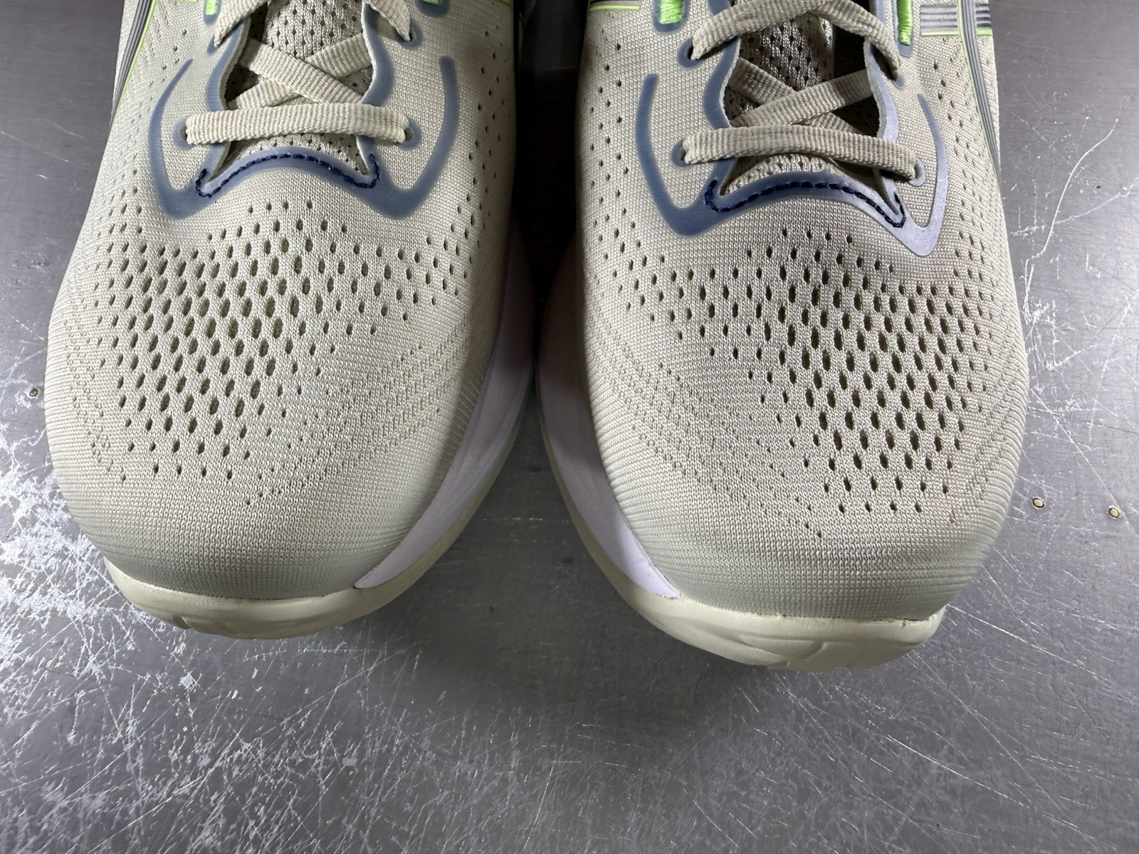 Asics GEL-Cumulus 28 Shoes Mens Size 11.5 Beige Running Sneakers 1011C297 Gym ⚡️