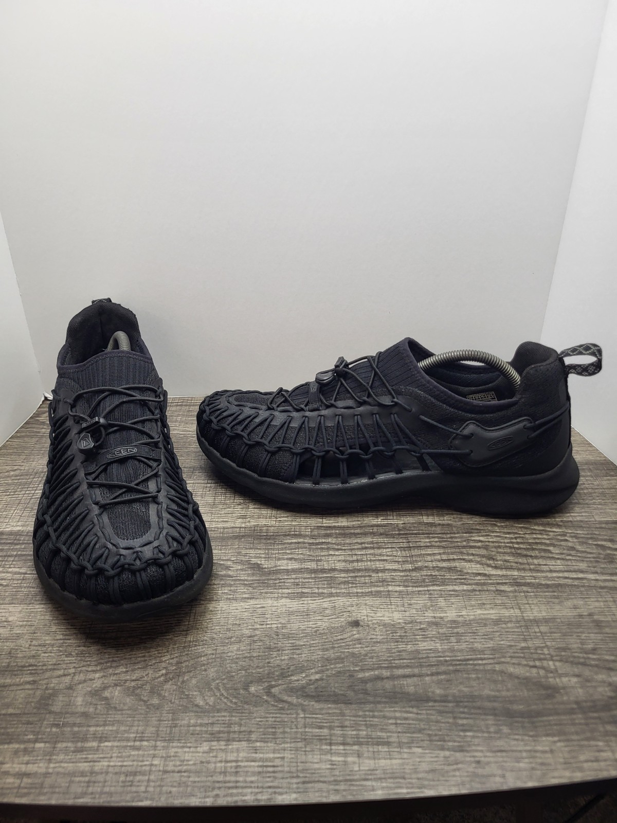 Keen Uneek Snk Sneaker Black/Black Men’s Size 12 Shoes Sandals Summer Beach