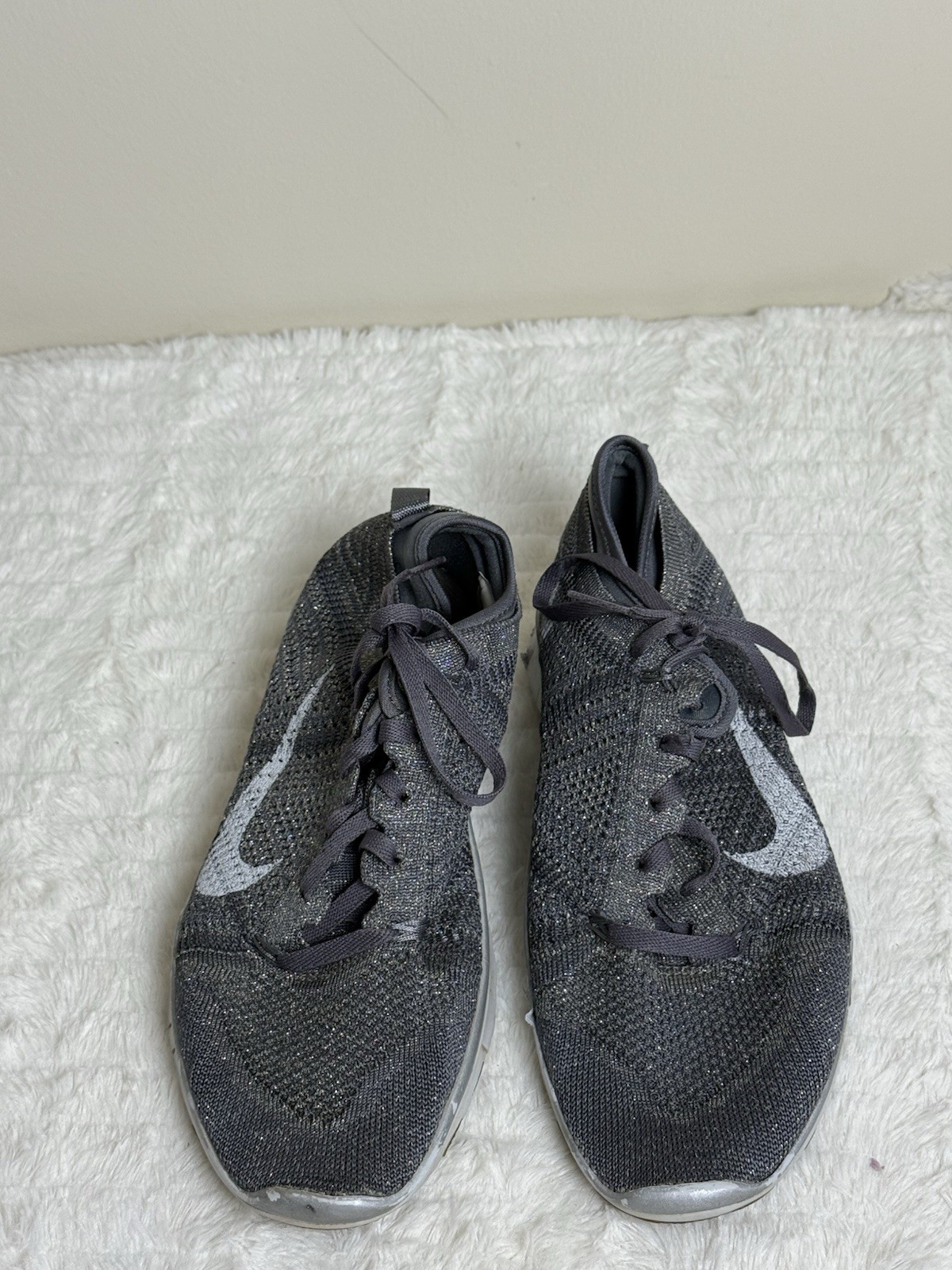 Nike Free TR 5 Flyknit Dark Gray Women’s Low Top Lace-Up Sneaker 804534-002