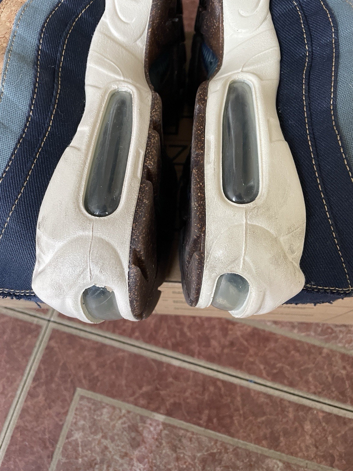 Nike Air Max 95 SE Cork Obsidian/Wheat-Thunder Blue Size 9 Mens Barely Worn