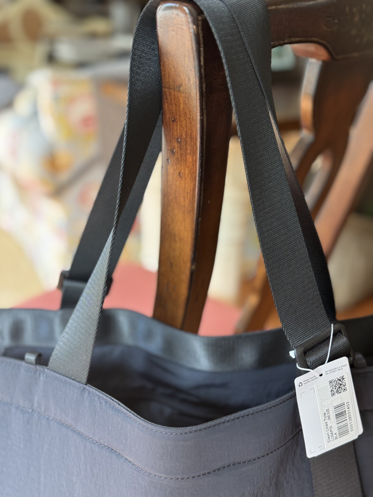 Lululemon Clean Lines Tote Bag Large Black Adjustable Strap Travel Gym NWT