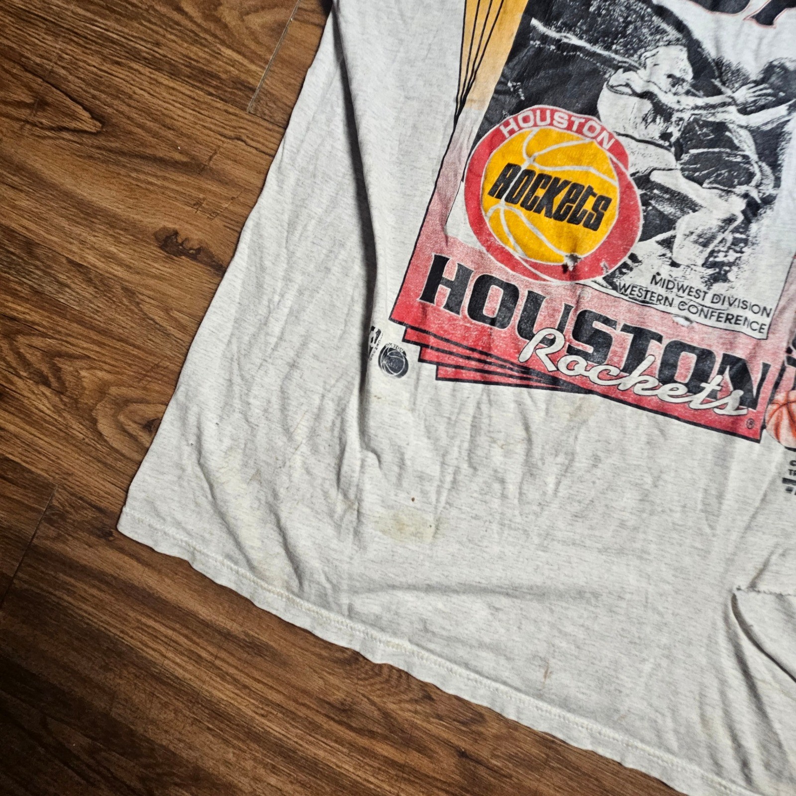 Vintage 1994 Houston Rockets NBA Champs Trench T-Shirt XL Jerzees 90s Thrashed