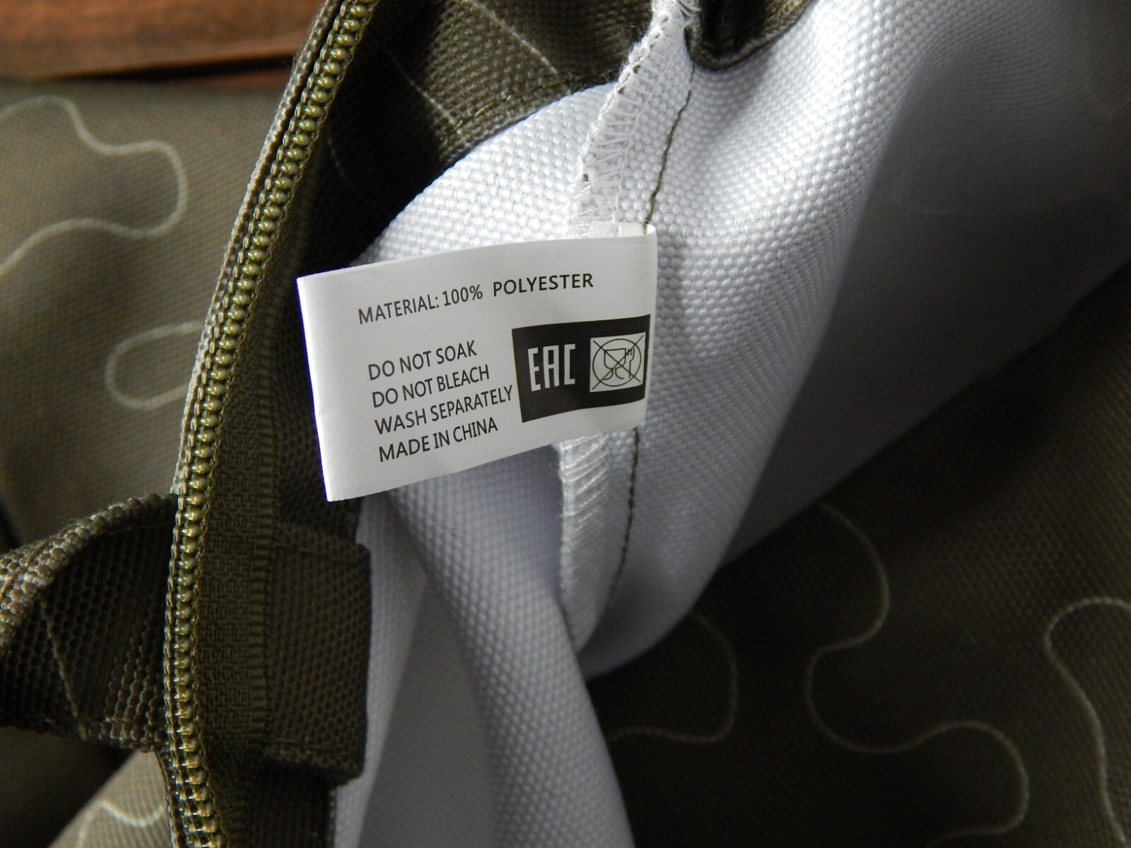 HAMILTON WATCHES zip up green tote bag