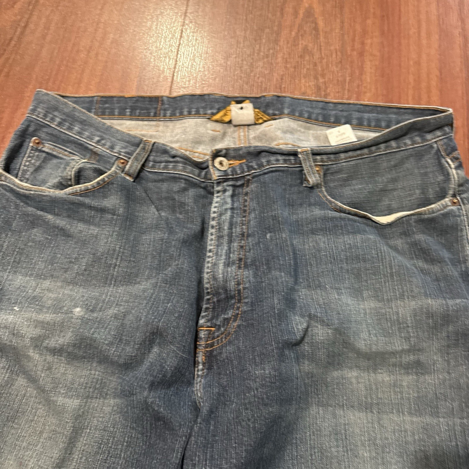 Lucky Brand Men Size 36 Straight Fit Blue Denim Jeans Cotton Logo 5Pocket Design