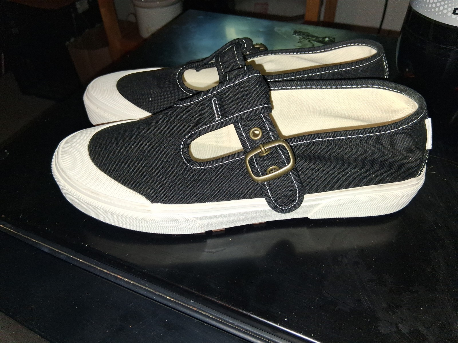 VANS Womens Mary Jane Canvas Buckle Strap Slip-On Shoes Black/White Size 9.5