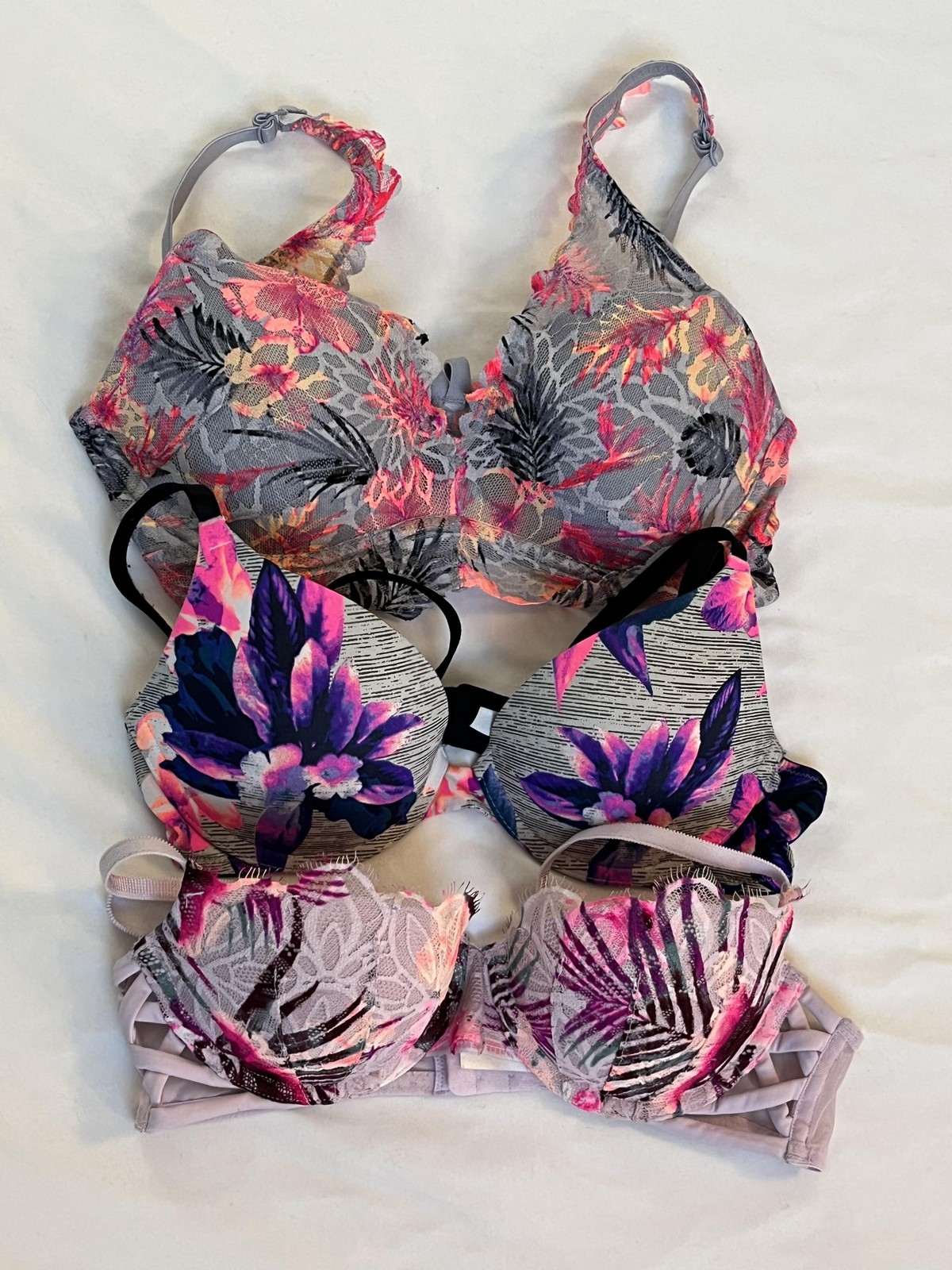 PINK Victoria’s Secret Floral Push Up Bra 3pc Lot 32B Colorful Lace Padded
