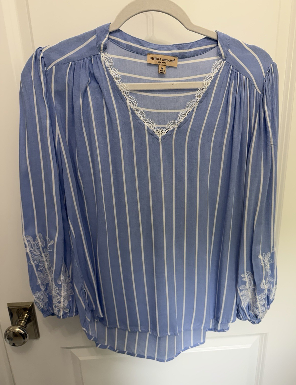 Hester & Orchard Blue/White Striped V-Neck Blouse Lace Trim Embroidered 3/4 M