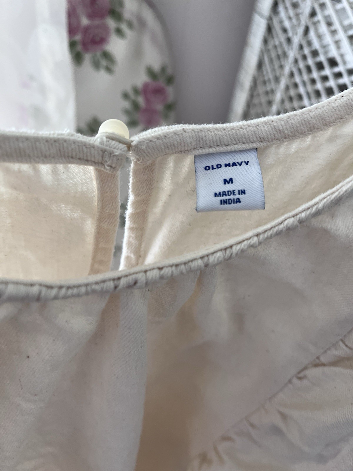 Old Navy Double Ruffle Flutter Sleeve Cream Cotton Top Size Medium Natural Fiber