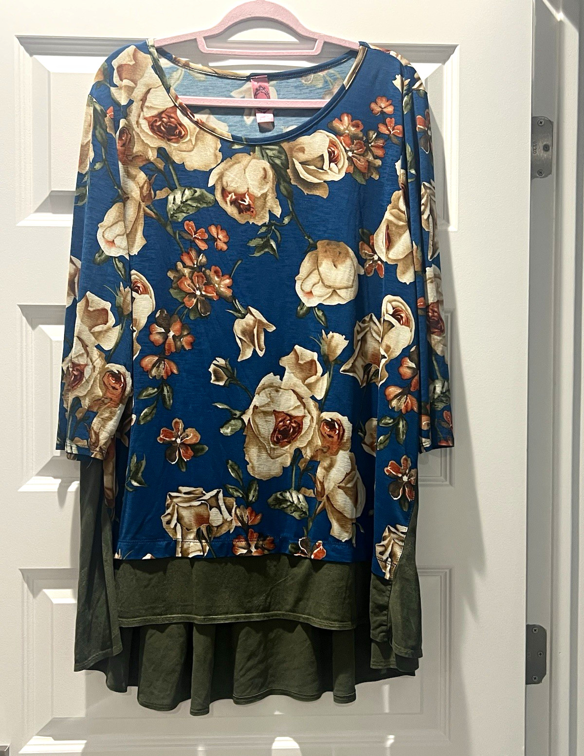 Zanzyane Curvy Women’s Plus 3X Blue Green Floral Scoop Neck 3/4 Sleeve Tunic