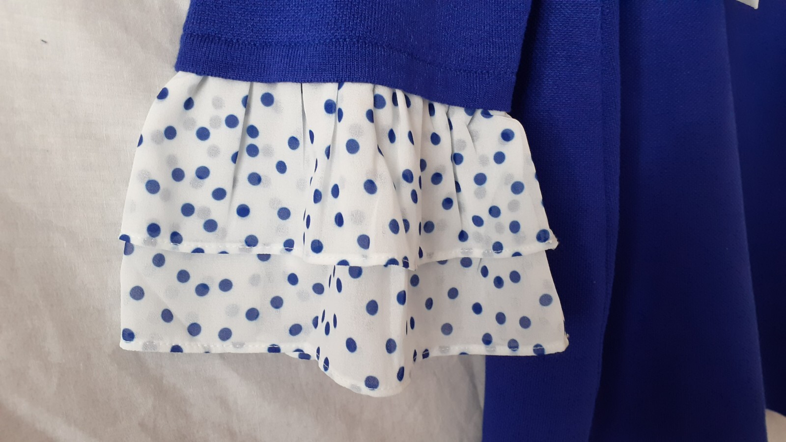 Ladies Blue Long Sleeved 2 In 1 Top With White Trim. Size 16-18. Nina Leonard.