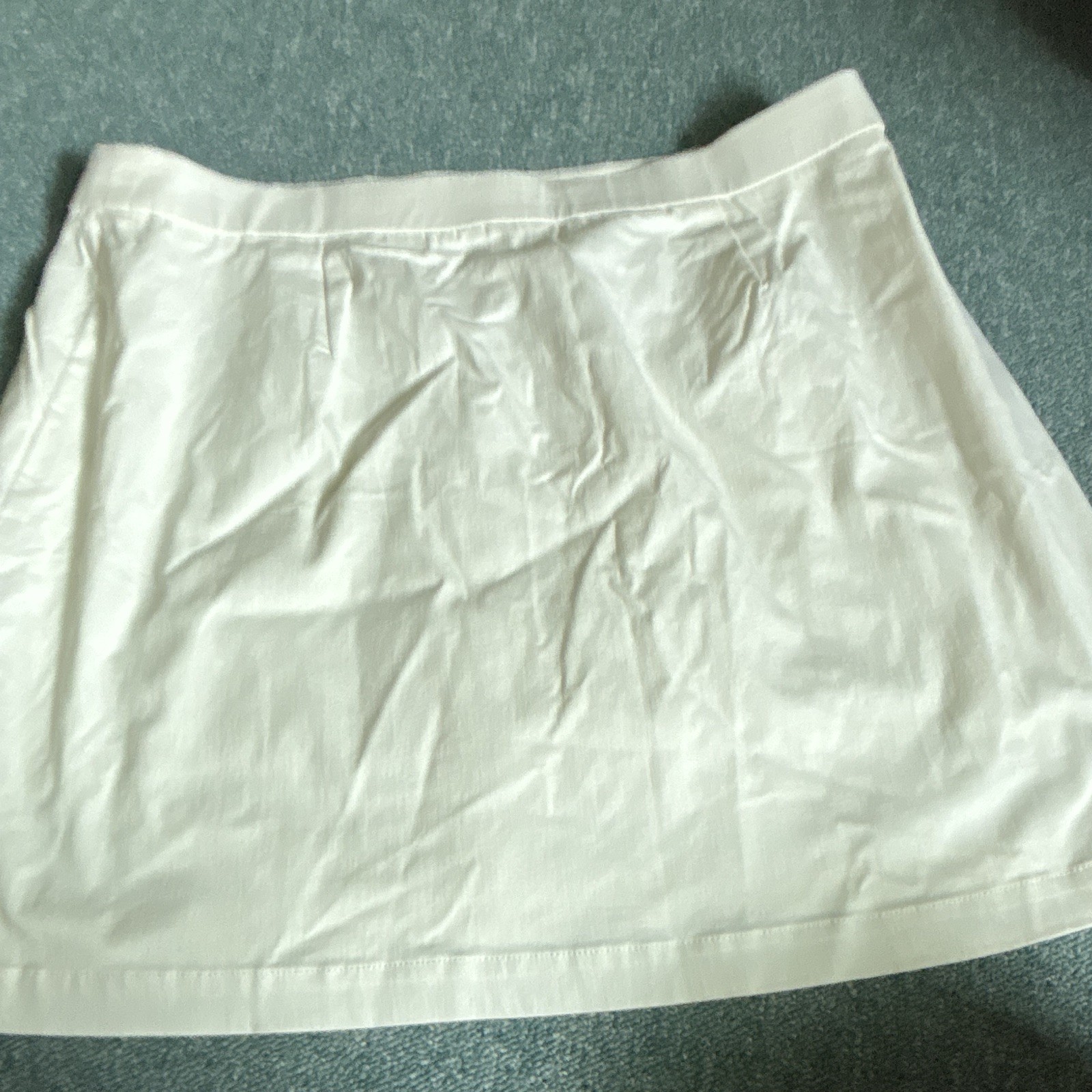 Rafaella Comfort White Solid Mini Skirt Women’s Size 8 Regular Lined Button