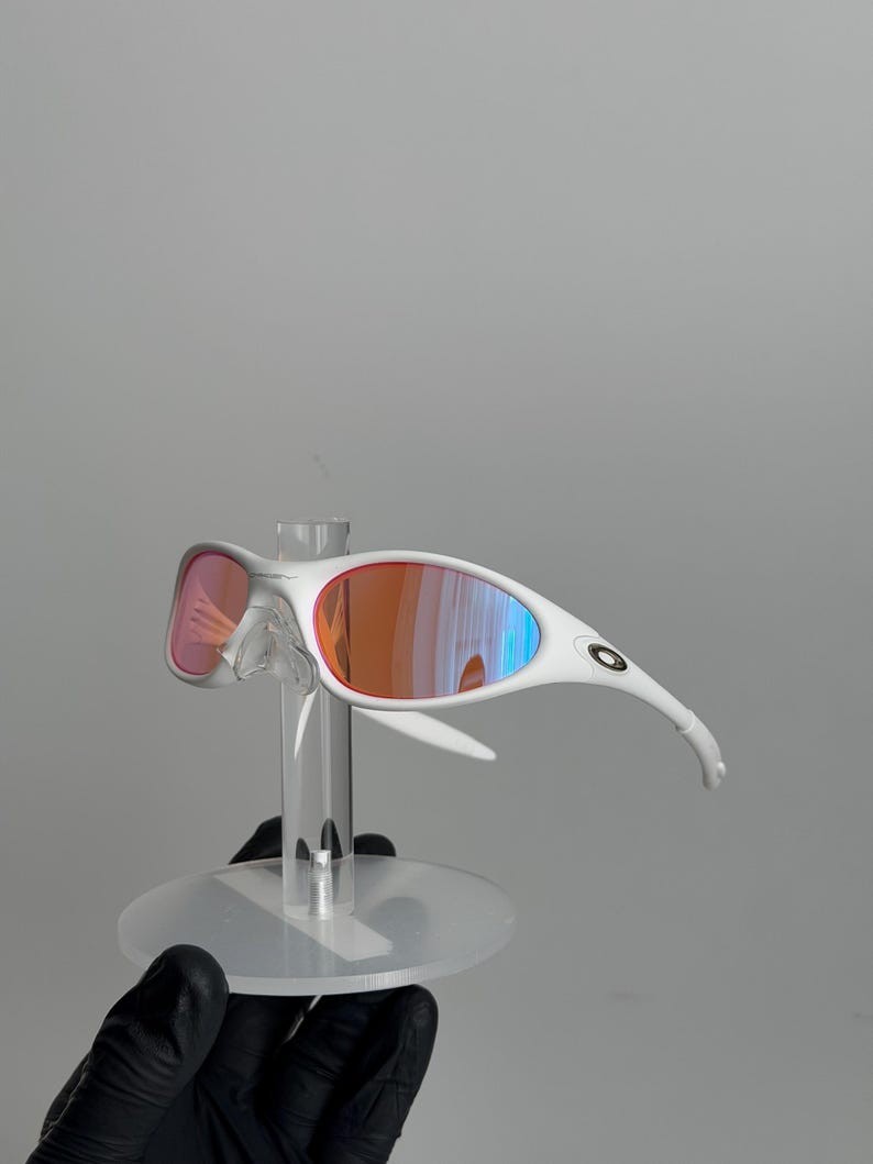 Oakley Minute 1.0 Sunglasses White Frame Orange Pink Mirror Lens Retro