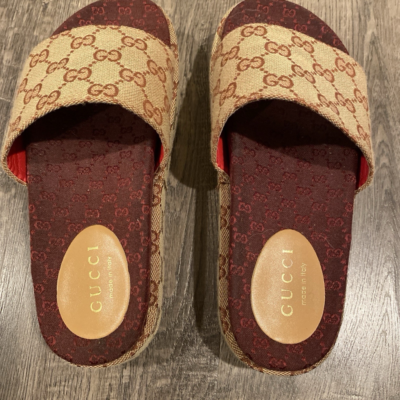 Sz 8 Gucci Angelina GG Supreme Platform Slide Sandals 573018
