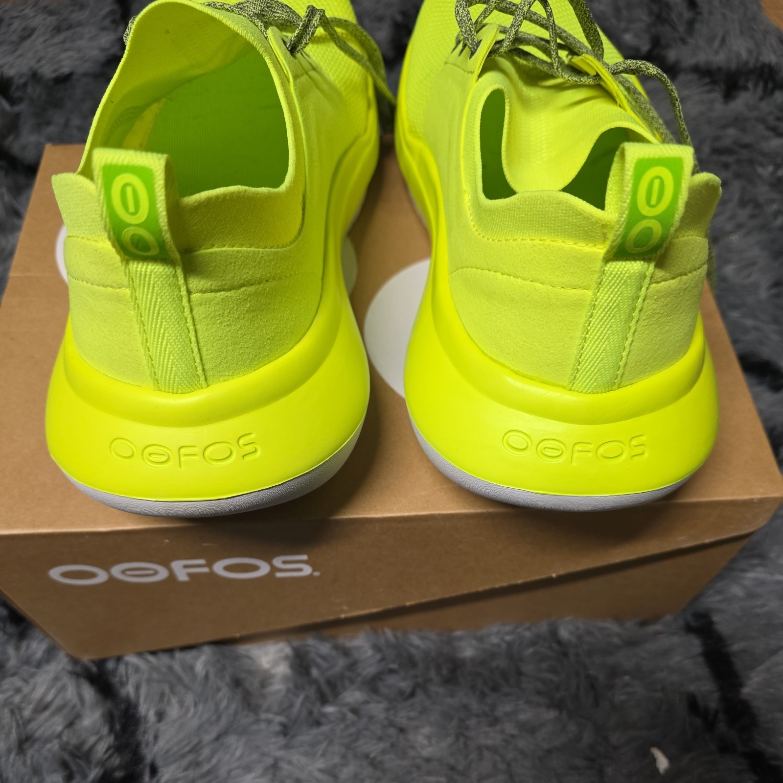 OOFOS Oomy Stride Electro