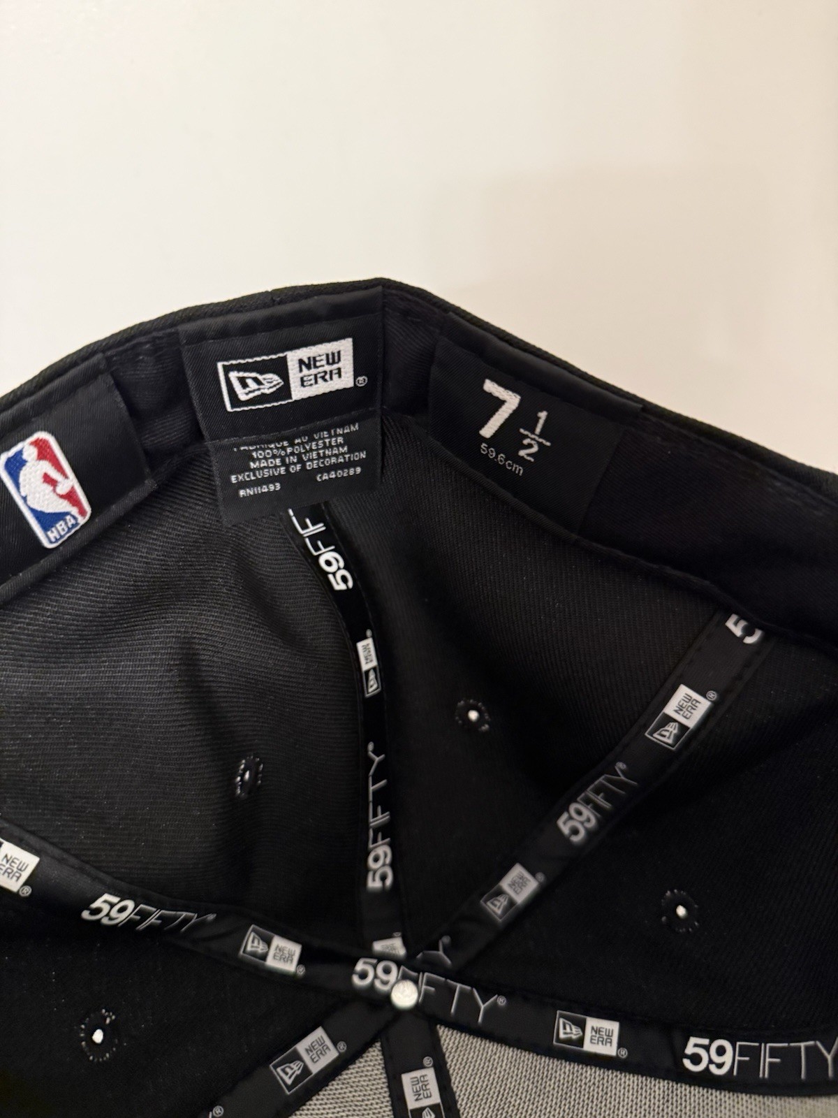 SAN ANTONIO SPURS 8 BIT LOGO NEW ERA 59FIFTY SZ 7 1/2