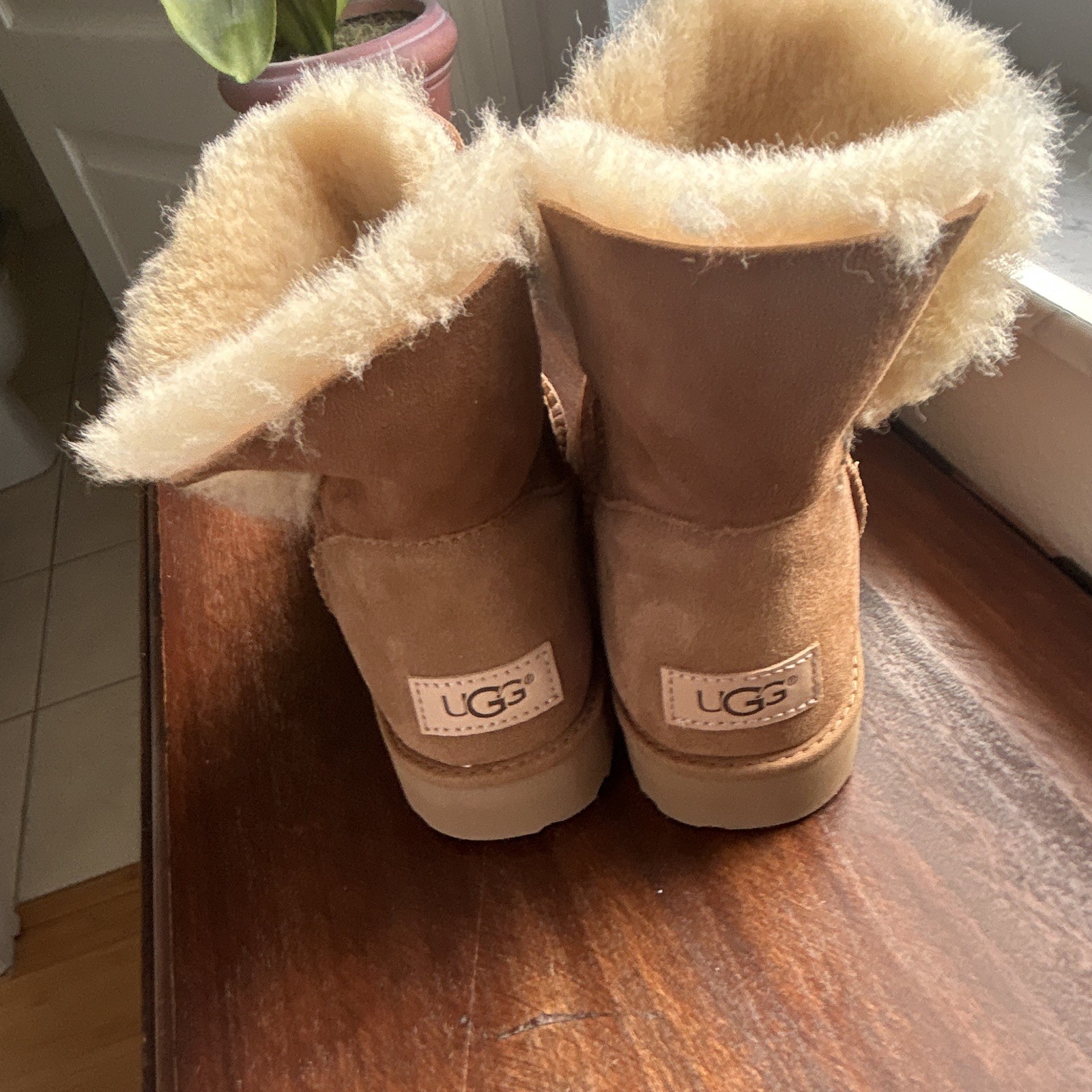 UGG Fluff Mini Quilted Brown Suede Shearling Lined Fur Trim Ankle Bootie 7