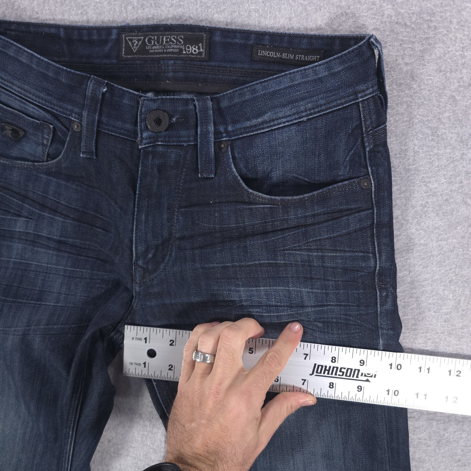Guess Lincoln Low Slim Straight Dark Distressed Denim Casual Jeans Mens 28×32