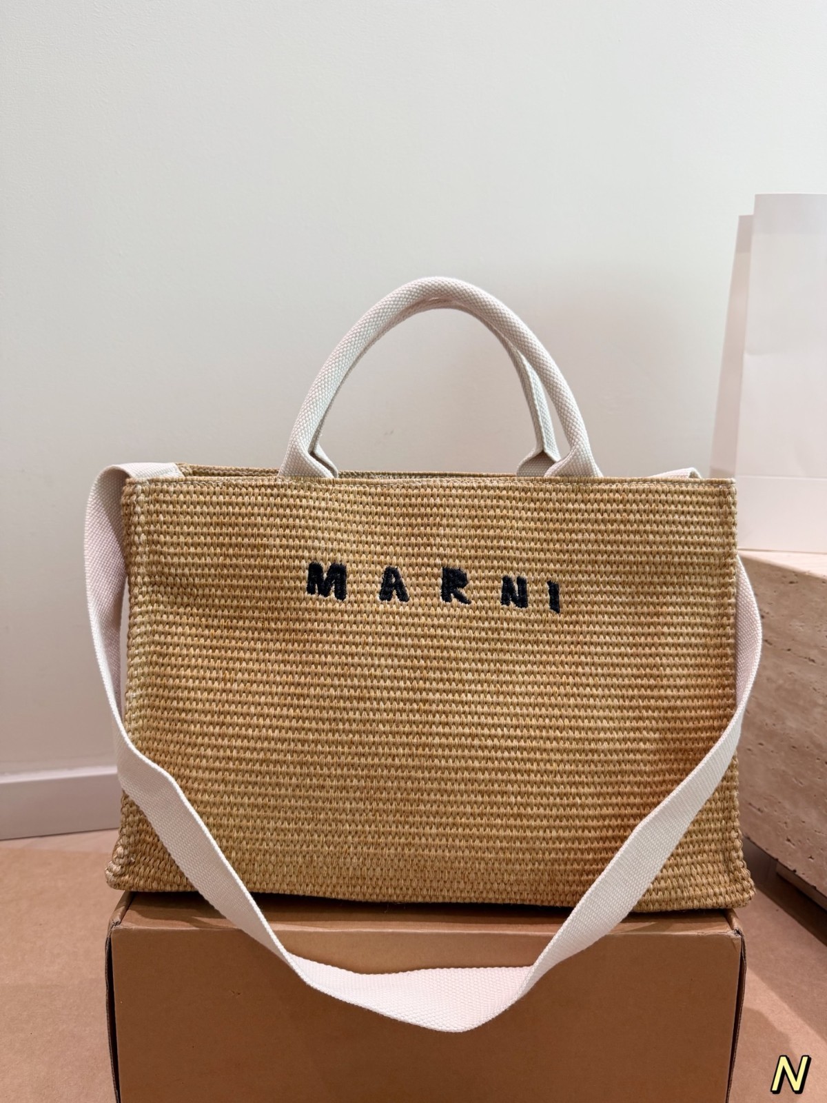 MARNI Classic Caramel Raffia Woven Tote Bag (Dimensions: 36 x 25)