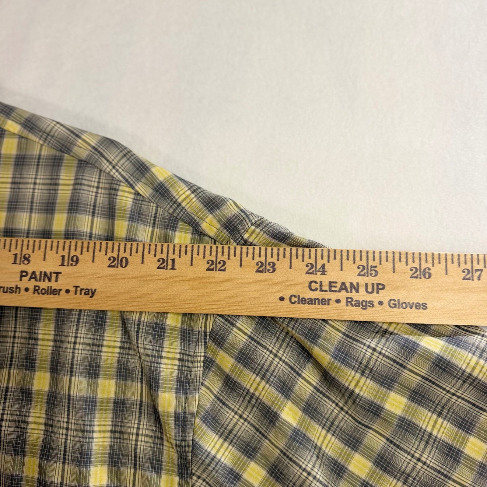 Duluth Trading Co Mens 2XL Plaid Short Sleeve Button Down Shirt Yellow Grey