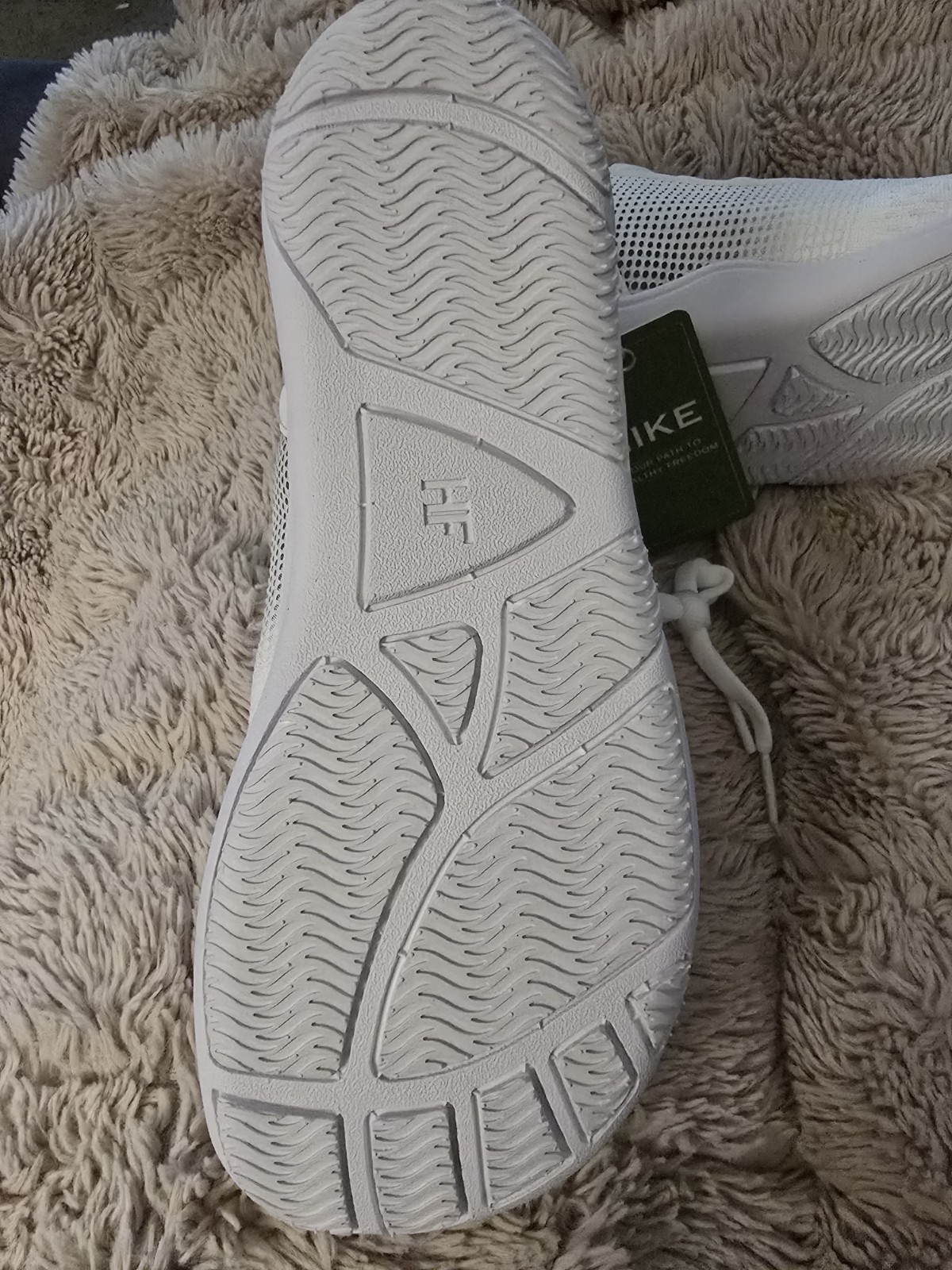 NWT HIKE Footwear HF Stride White Barefoot Sneakers Women Size EU 37 US 7