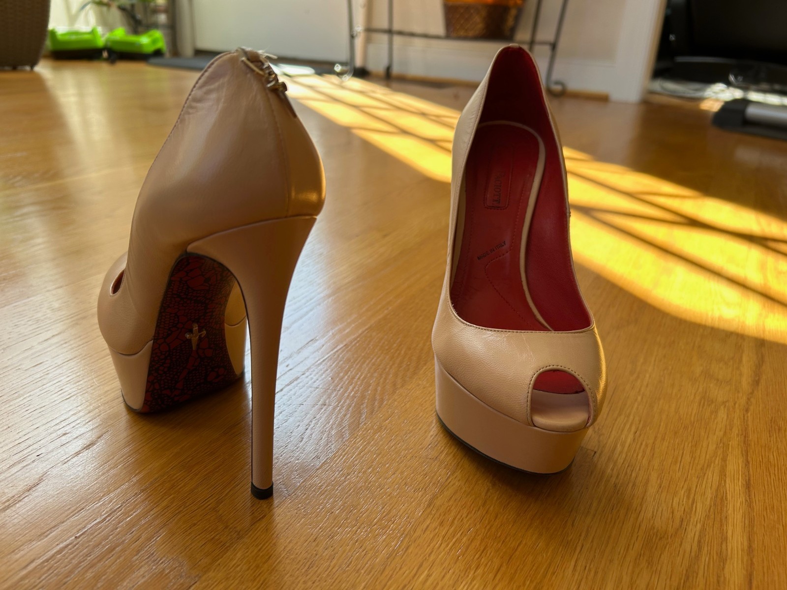 CESARE PACIOTTI Nude Leather Platform Pumps with Logos Size 6 IT 36 Good Cond.