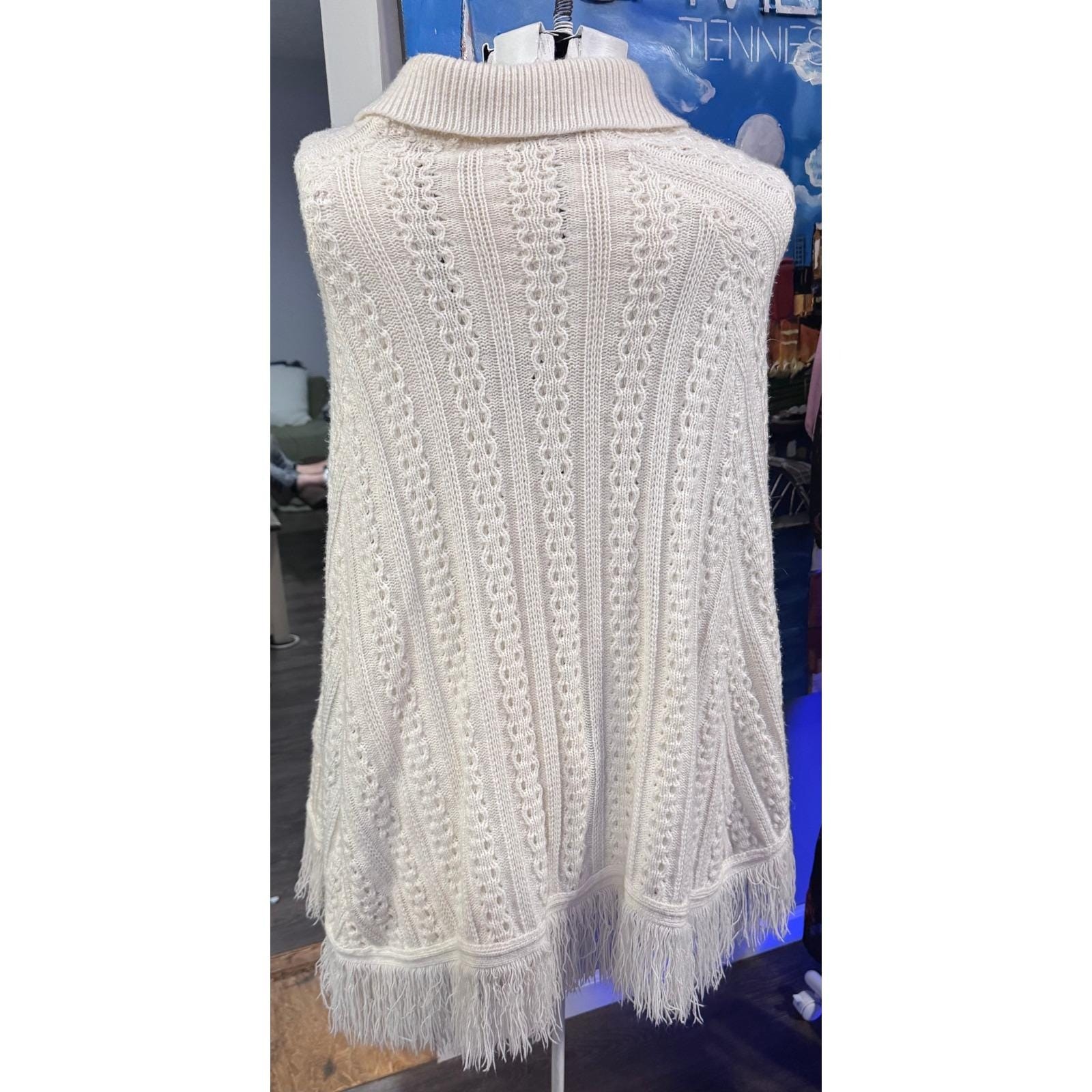 Cottagecore Cream Cable Knit Button Boho Front Poncho Cape Fringe Collared 70s