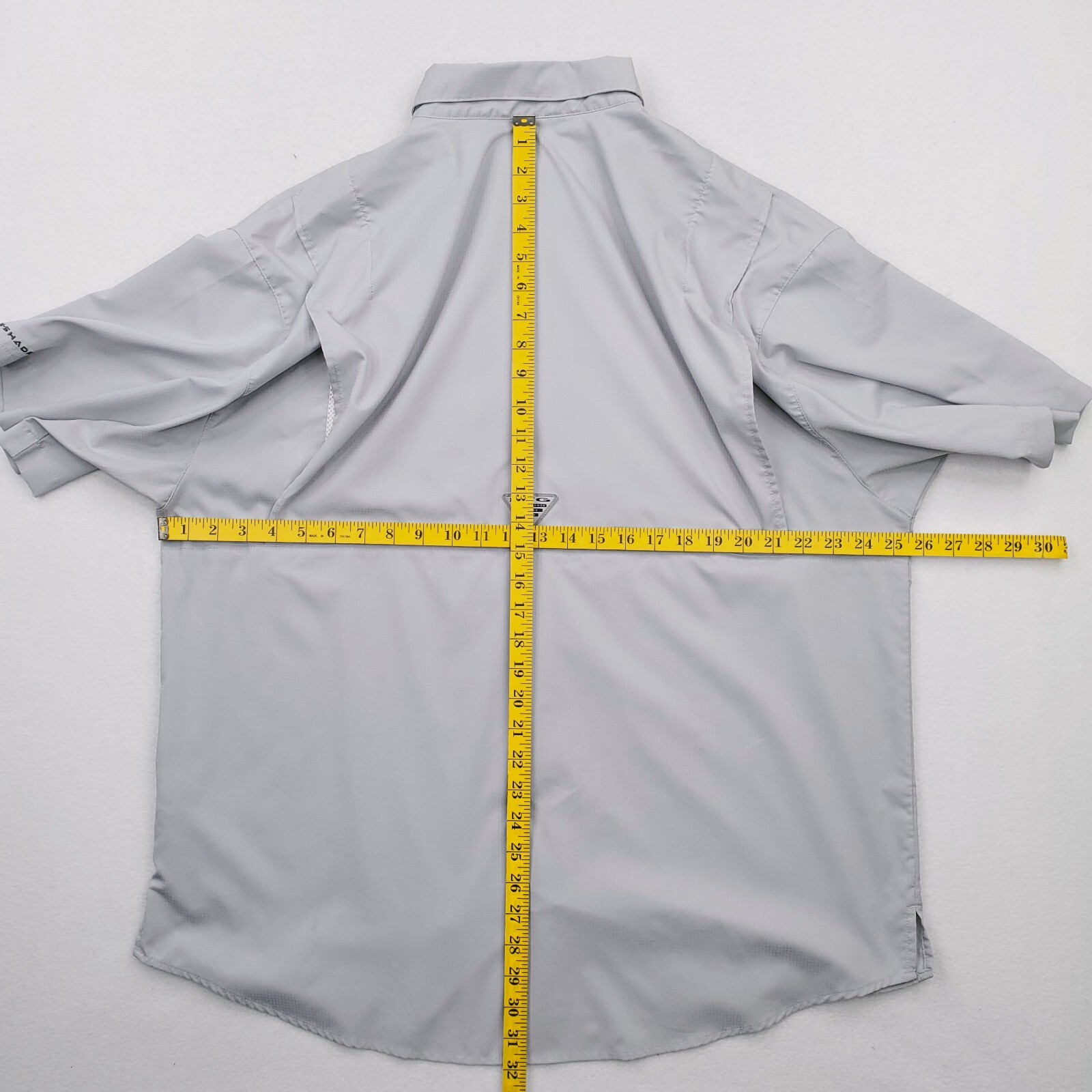 Columbia Shirt Mens Extra Large Gray PFG Performance Vented Caped Outdoor Fish