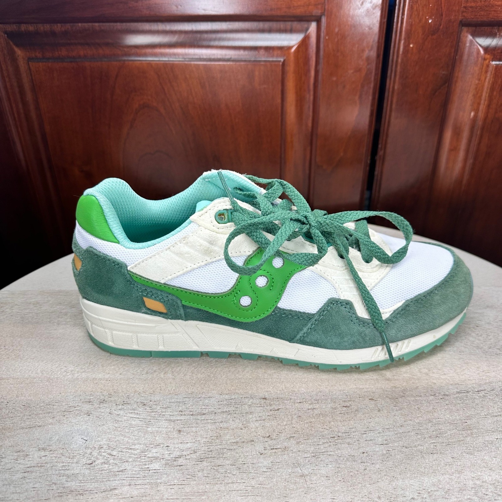 Saucony Shadow 5000 Mens Size 8 Green White Retro Running Sneakers S70769-1