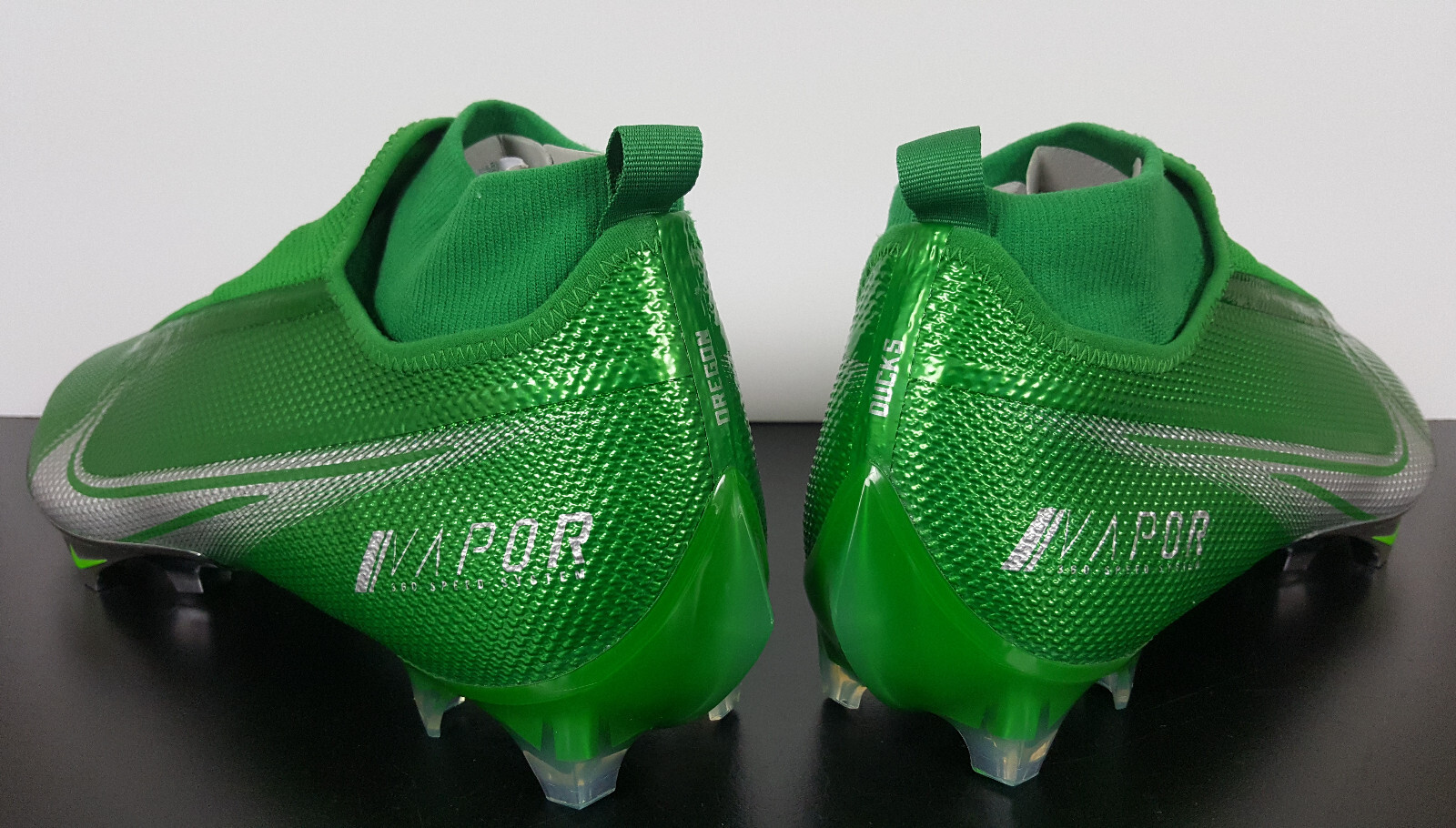 NIKE VAPOR 360 ELITE FOOTBALL CLEATS OREGON DUCKS PE GREEN CV3066-303 (SIZE 16W)