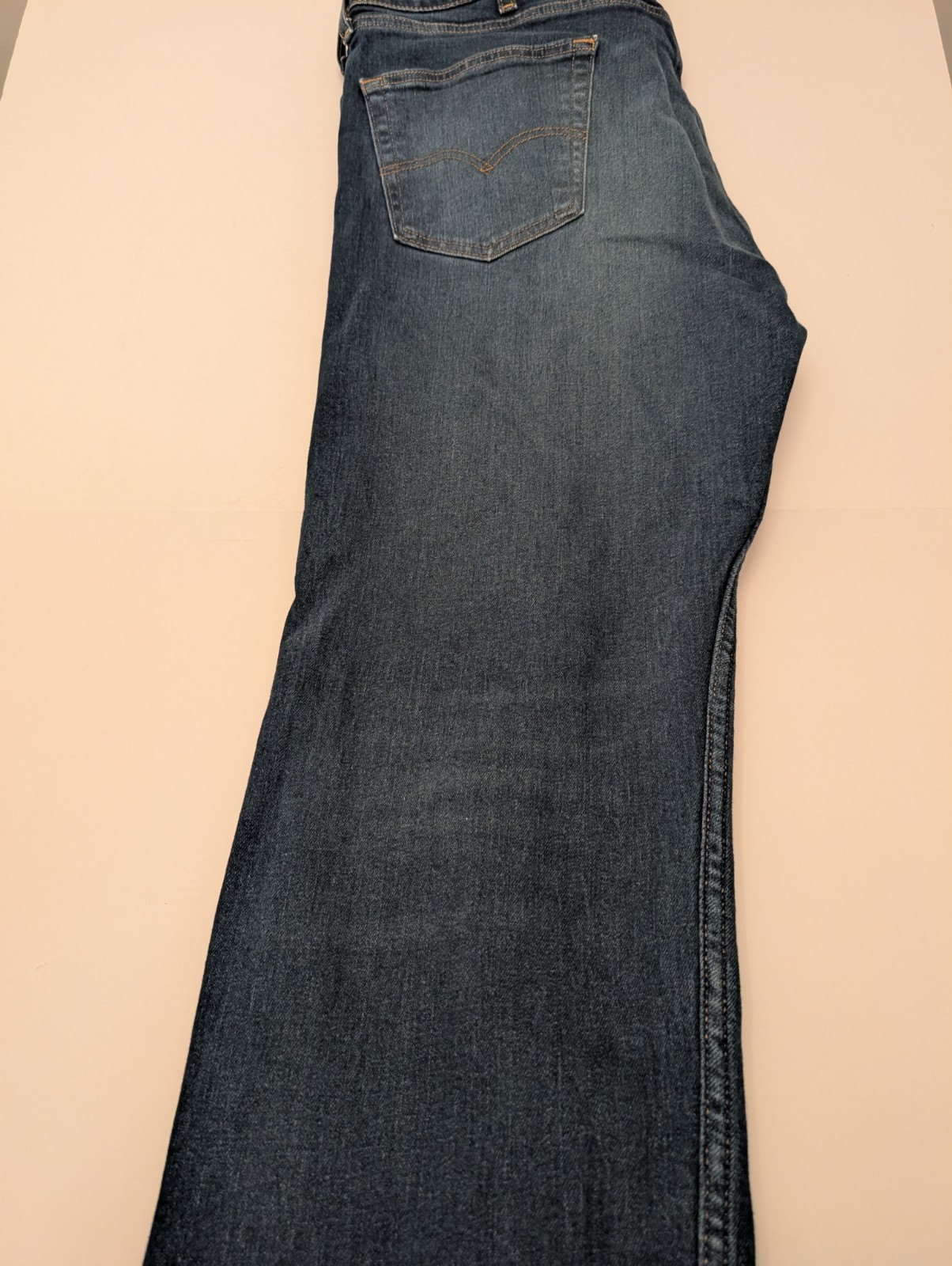 Levi’s 505 Series 40×32 Men’s Blue Denim Straight Leg Zip Button Closure Jeans