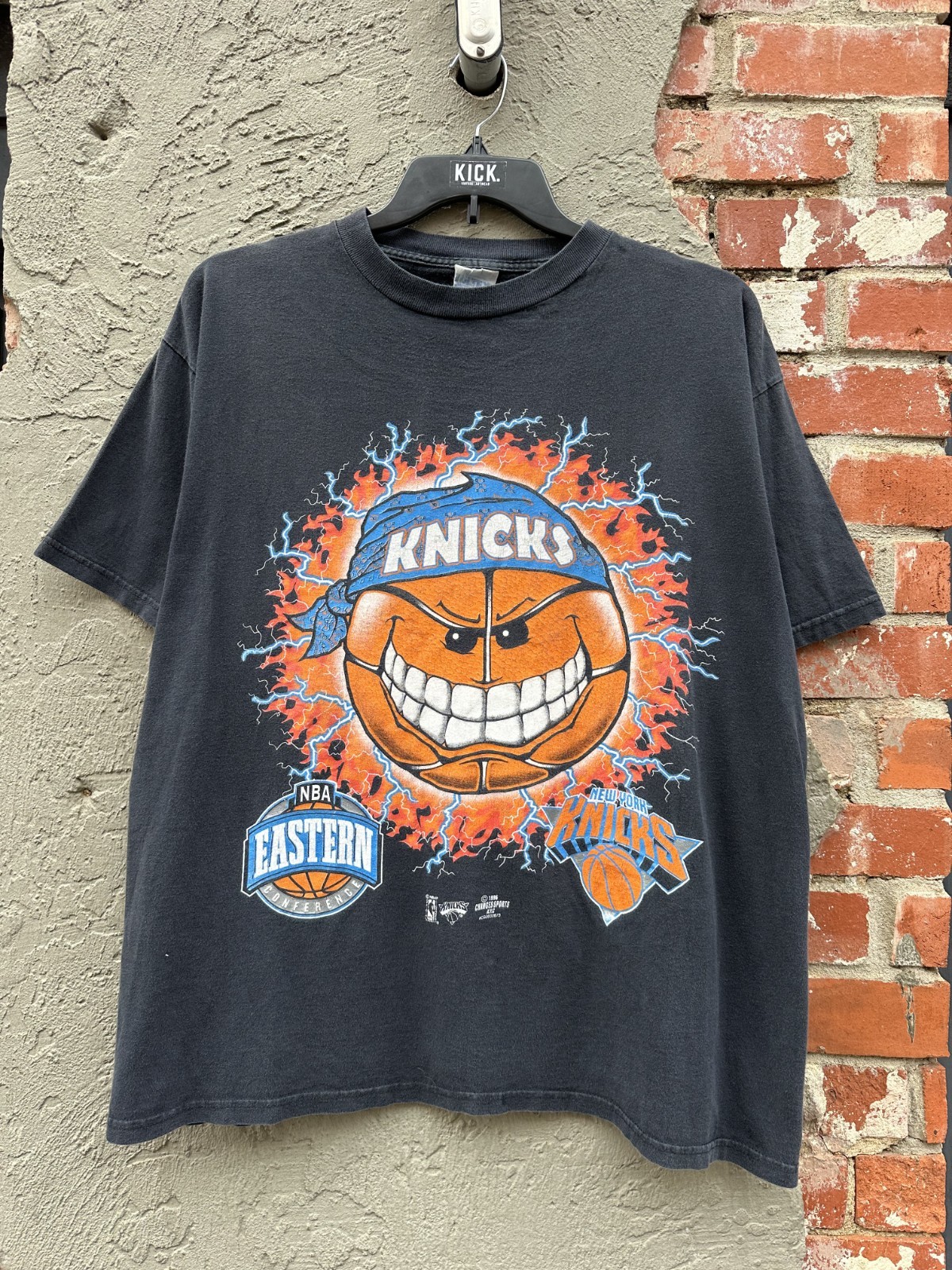 90s Vintage New York NY Knicks Smiley Face Ewing Era Tee Shirt