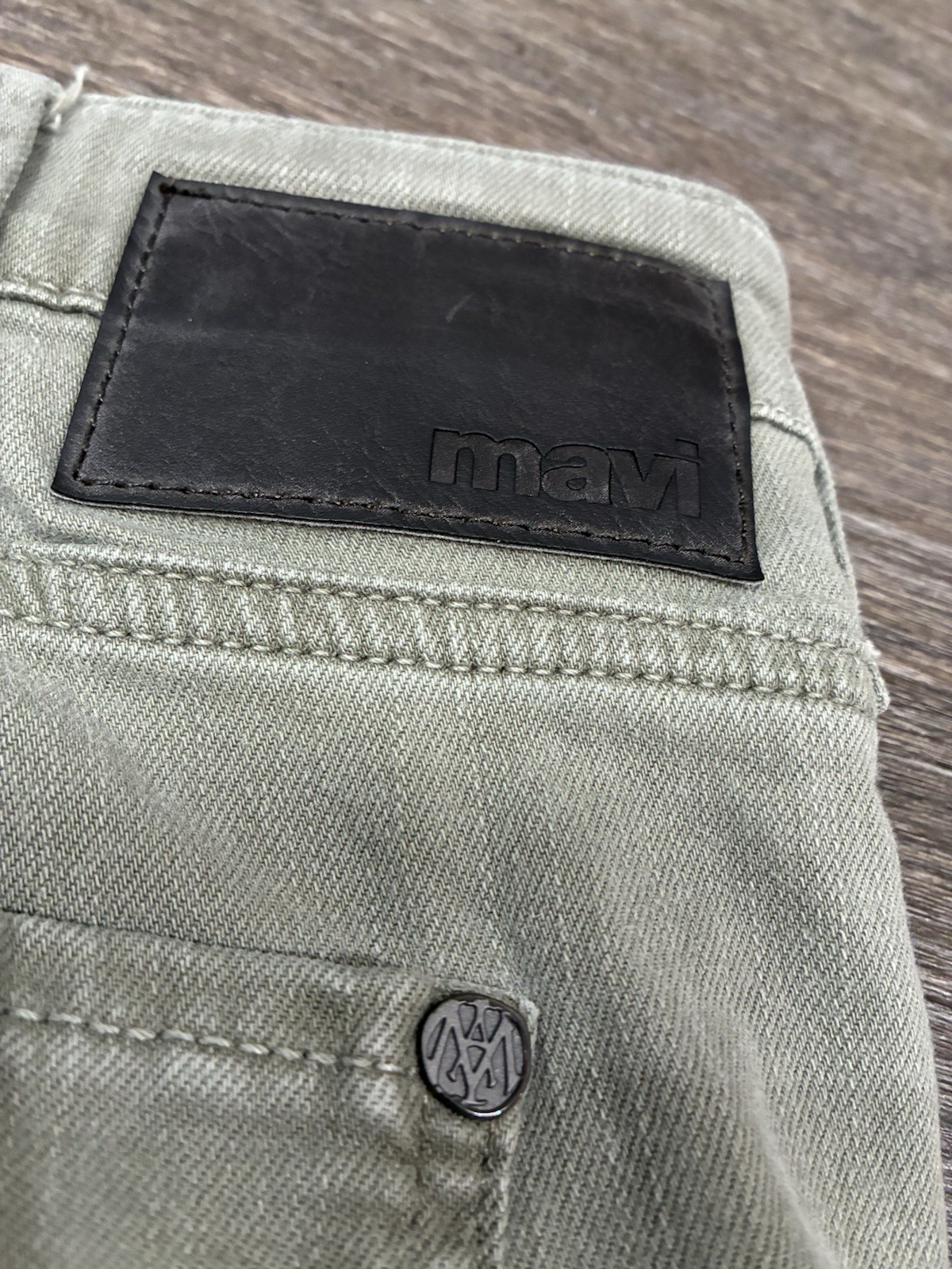 Mavi Jeans Men’s Slim Straight Mid Rise Medium Wash Green Denim Jeans