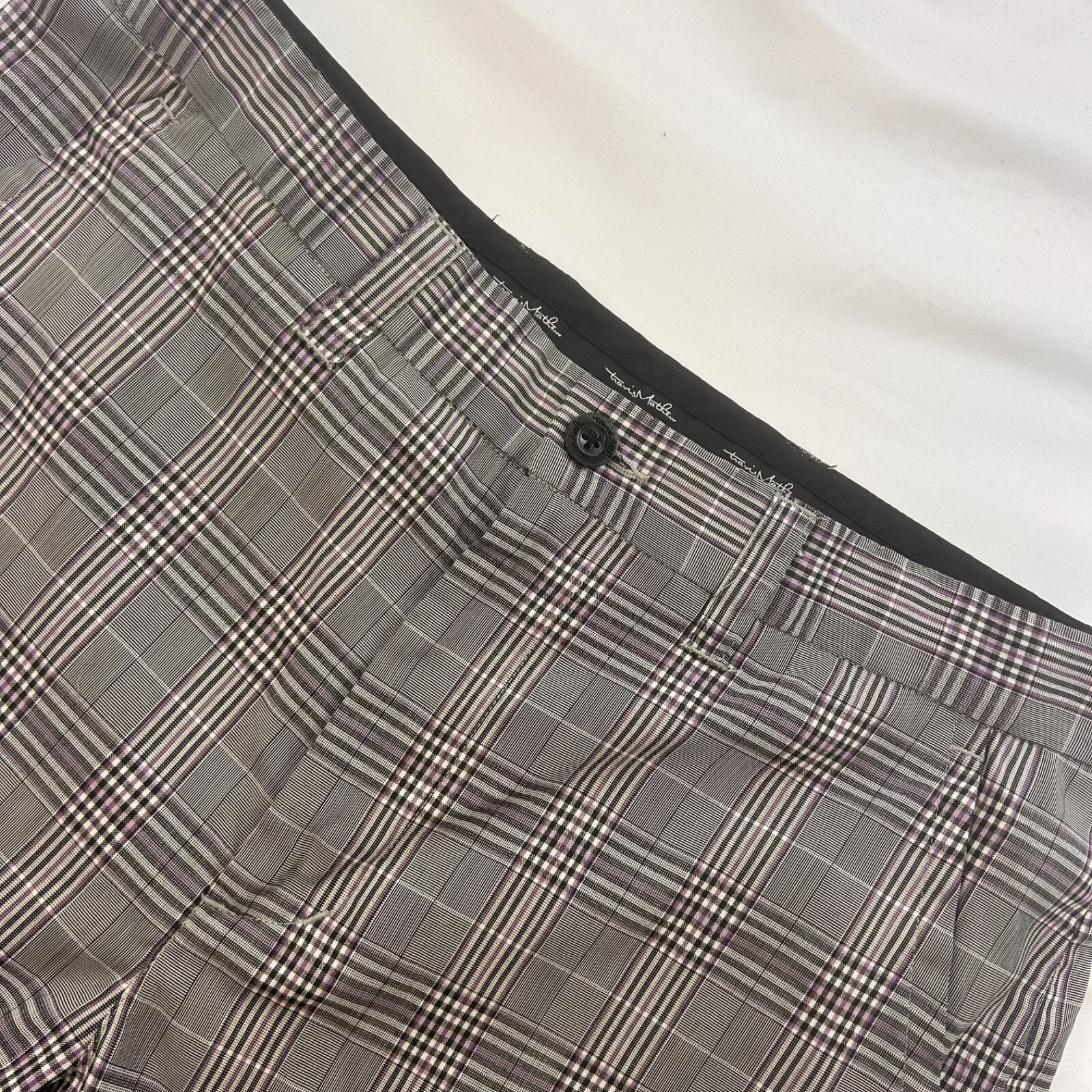 Travis Mathew Men Black Purple Madras Polyester Golf Shorts 32