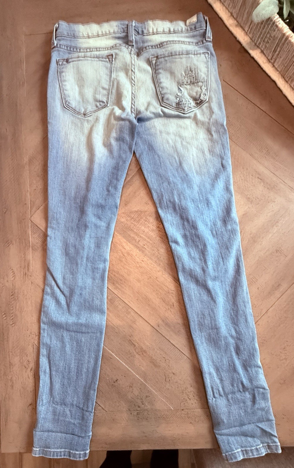 Womens kancan distressed skinny jeans size 25
