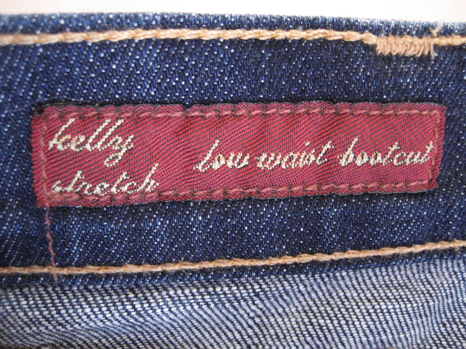 COH Size 27 Kelly Stretch Low Rise Bootcut 98% cotton 2% Elastane Med Blue