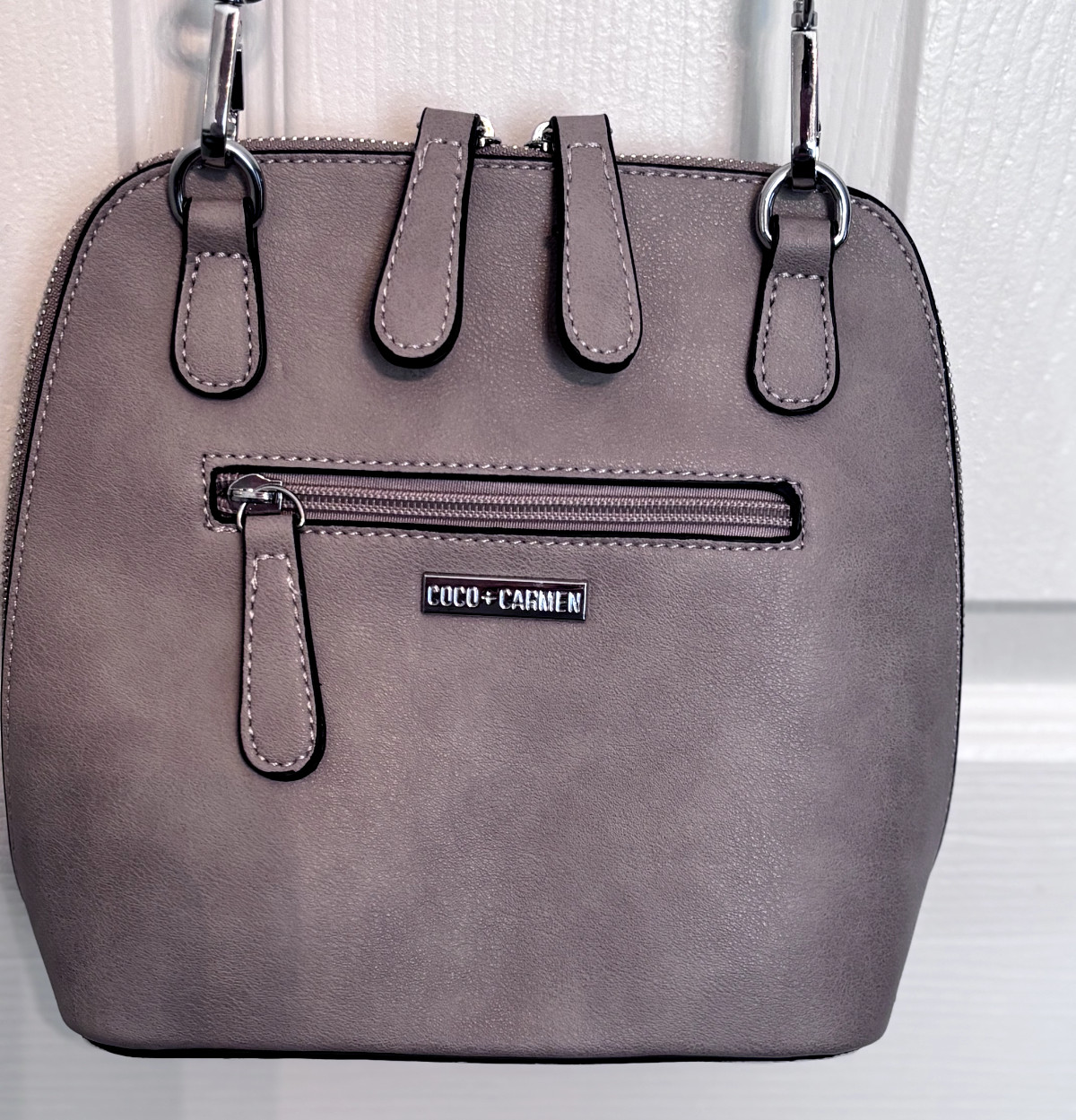 New COCO + CARMEN Gray Crossbody 100% Vegan Leather Bag/Purse w/Dust Bag