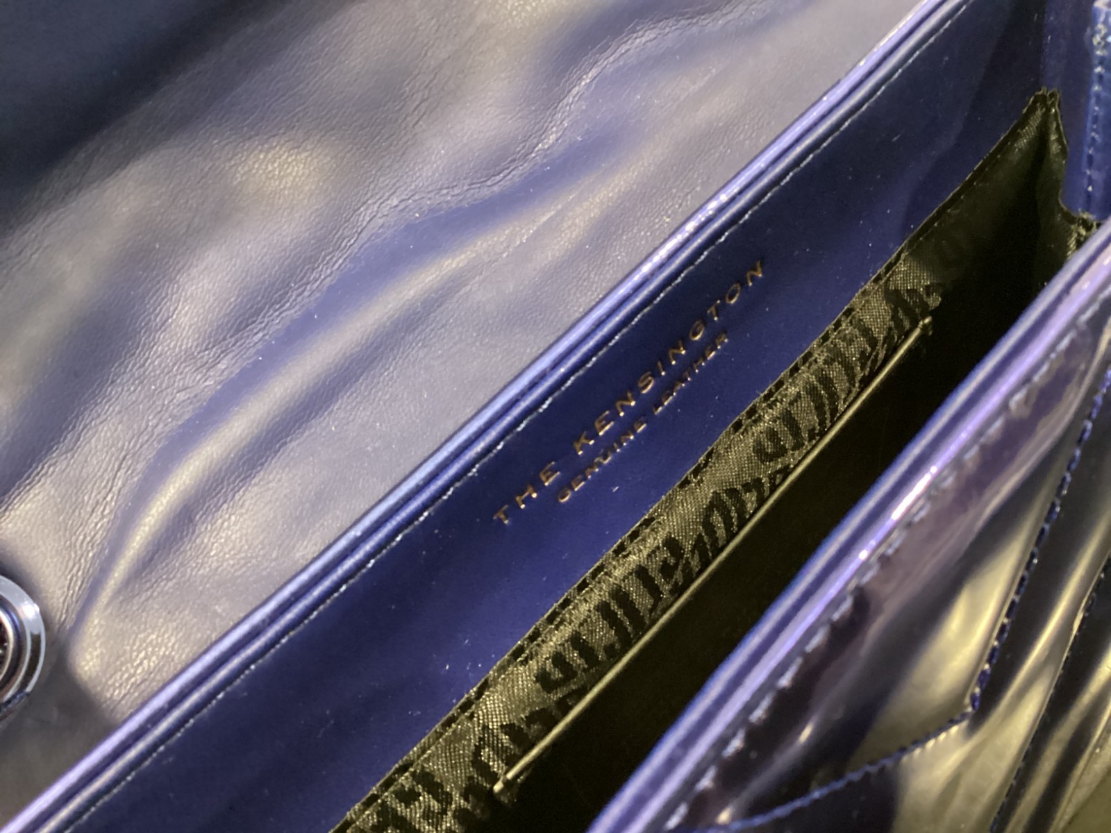 Kurt Geiger Medium Kensington 8.75″ x 5.5″ x 3″ Drench Metallic Leather Blue New