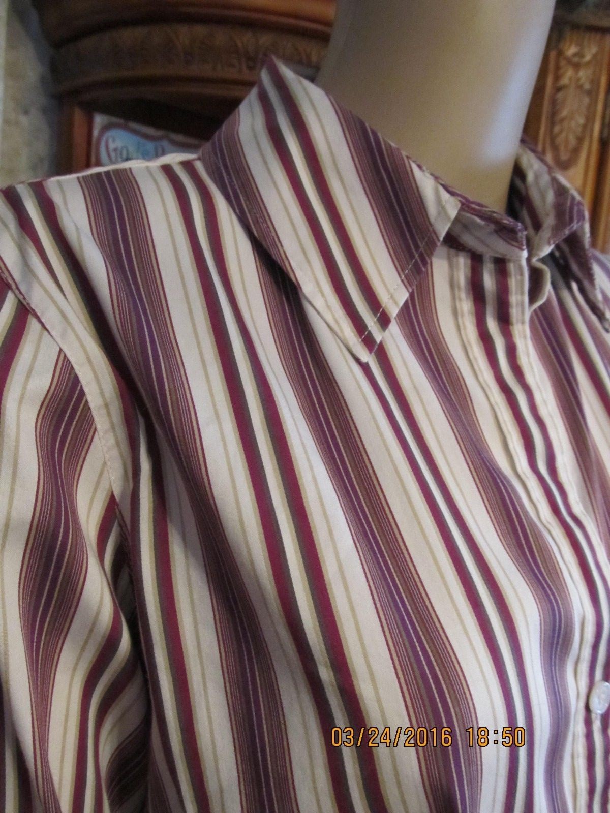 NICE “CHICO’S” WASHABLE COT/NYLON/SPAN BUTTON UP WHITE/TAN/MAGENTA BLOUSE-SZ 1