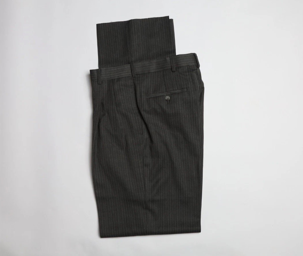 Hickey by Hickey Freeman Wool Suit Size 38 R x 32 W in Grey Stripe Pinstripe