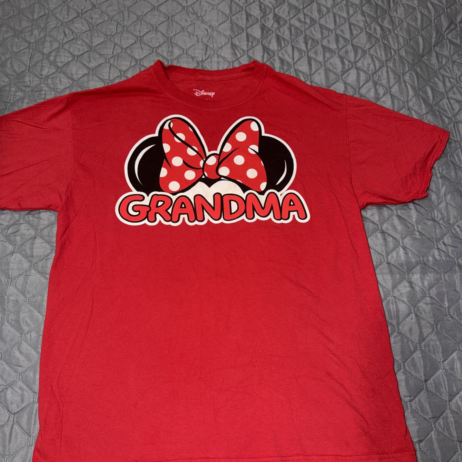 Disney Brand Minnie Mouse Grandma Shirt Size L