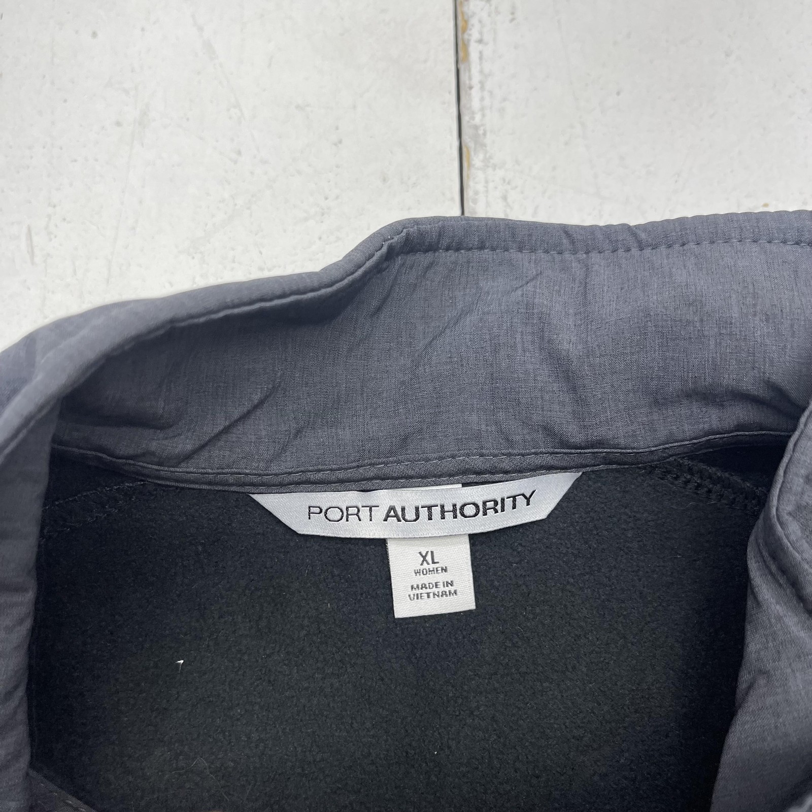 Port Authority Jacket Womens XL Gray Soft Shell Full Zip Fleece Lined Casual