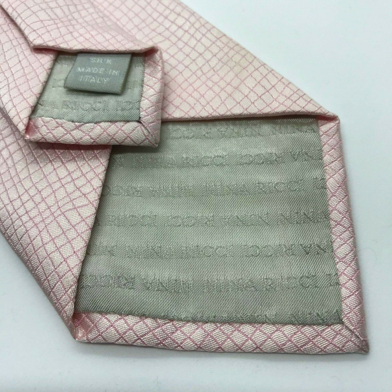NINA RICCI 58L Mens Silk Necktie Pink Solid Patterned Tie – Made in Italy