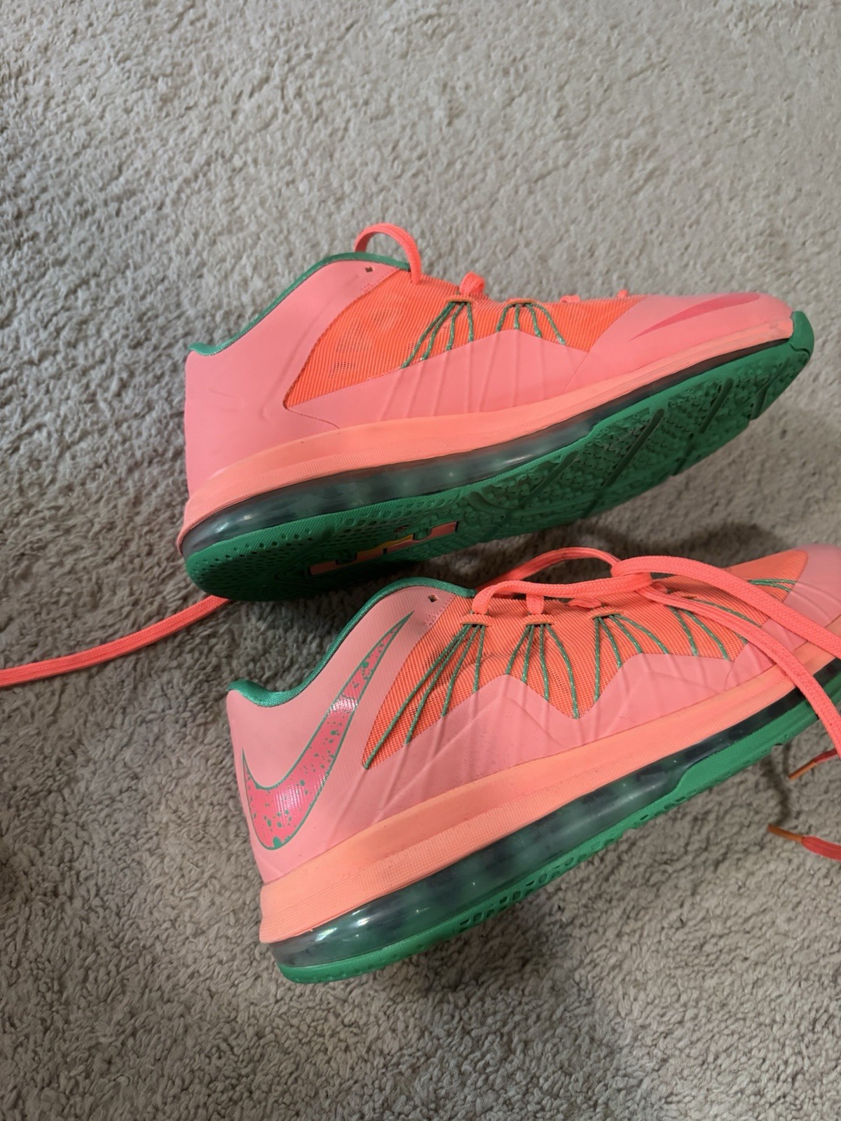 Lebron X 10 Low Watermelon Size 10 Men’s