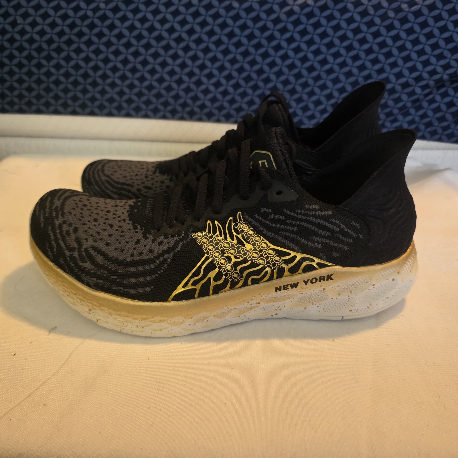 New Balance Fresh Foam 1080 New York City Marathon Black Gold M1080V10 Size 8