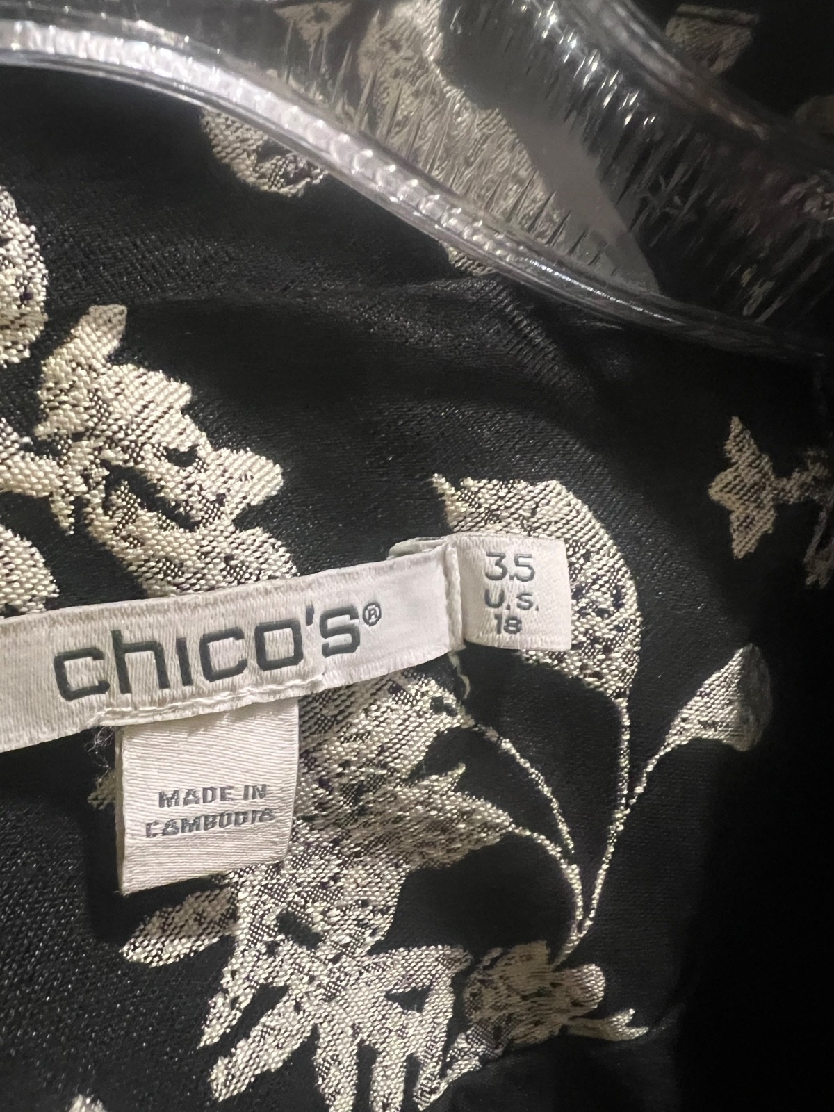 Chicos size 3.5 or 18 us Jacket Black & White nwot Lined Polyester nice