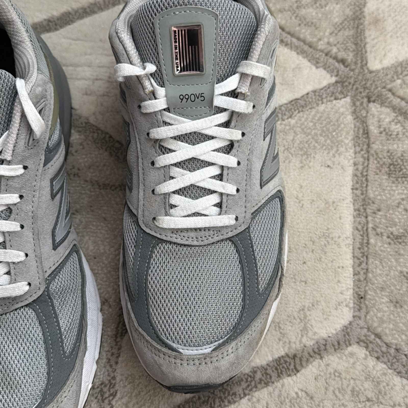 New Balance 990v5 Men’s Casual Sneakers Gray, Size 9.5