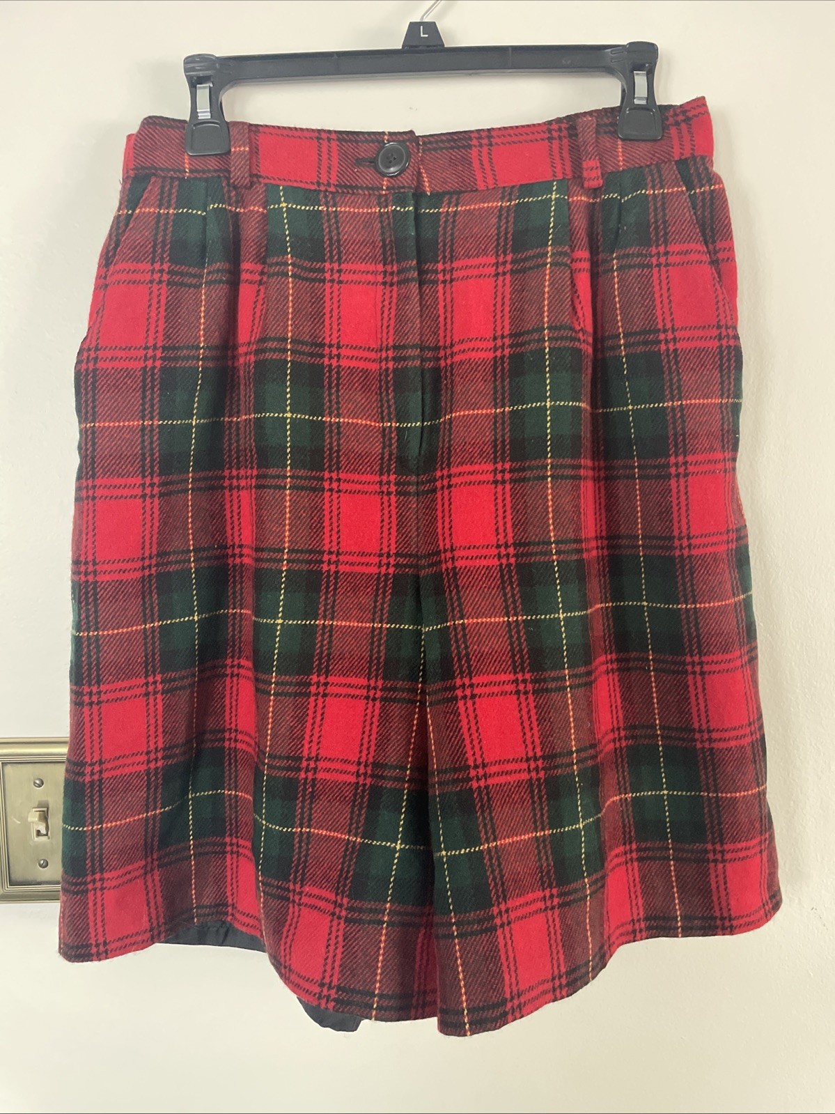 Vintage Wool Plaid Shorts Norton McNaughton Size 14 Red Green pleats Fully Lined