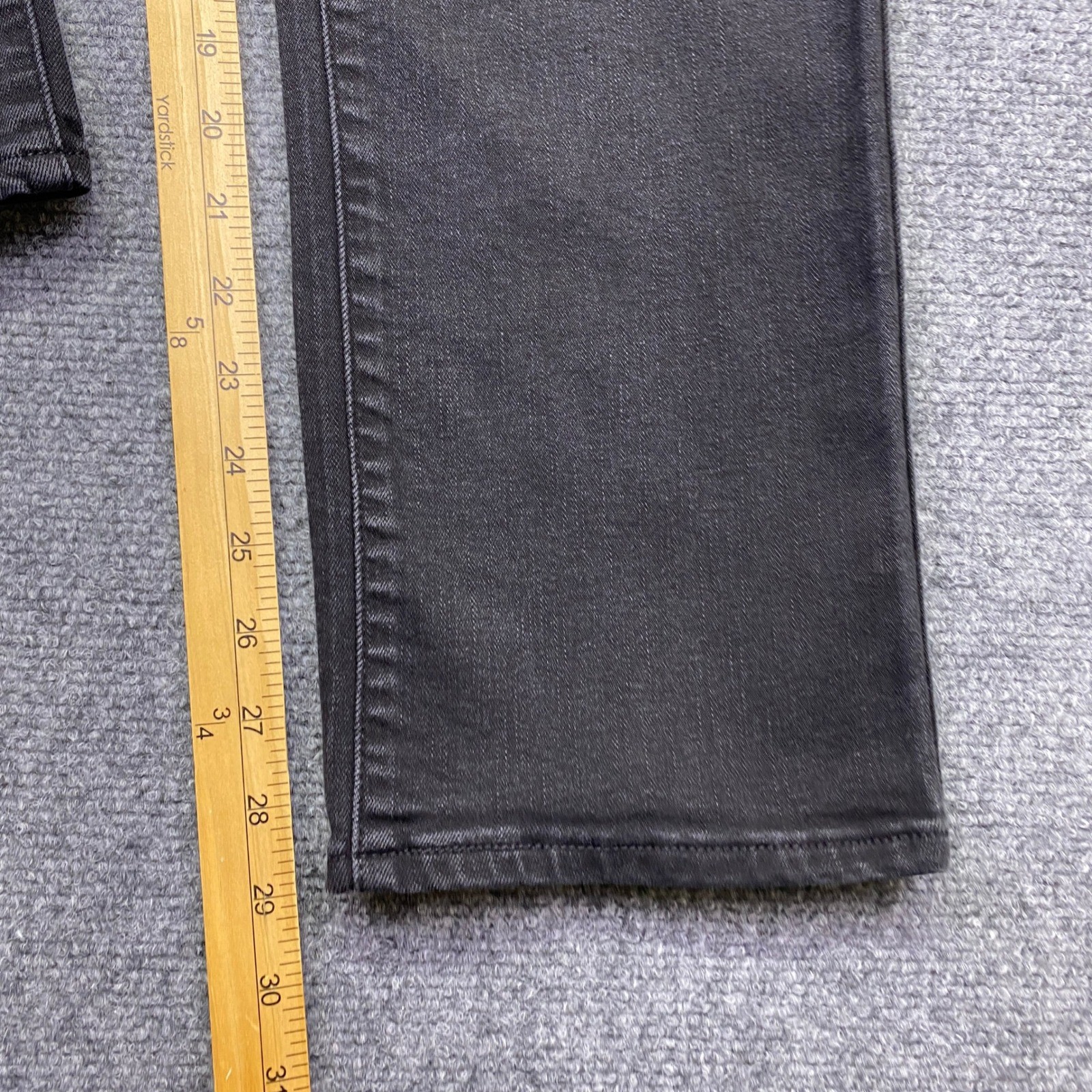 Levis 314 Shaping Straight Jeans Womens 29 Black Denim Stretch Grunge Preppy